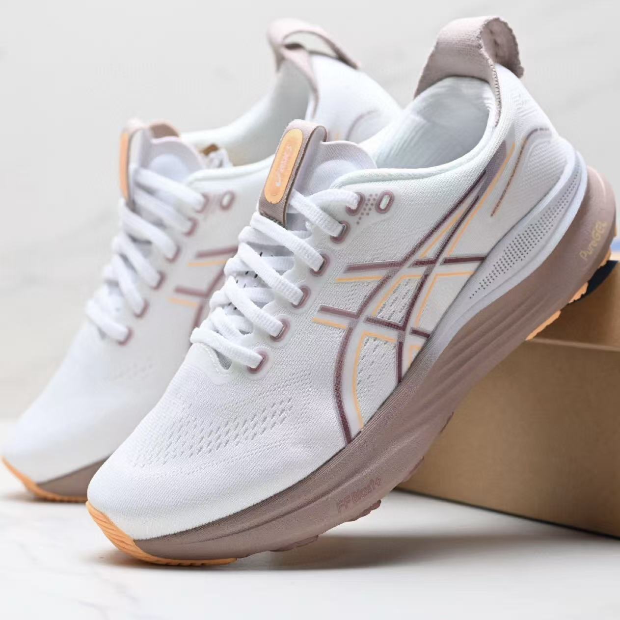 ASICS Gel-Kayano 32