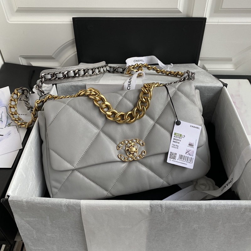 Chanel Chain Shoulder Bag Grey Gold
