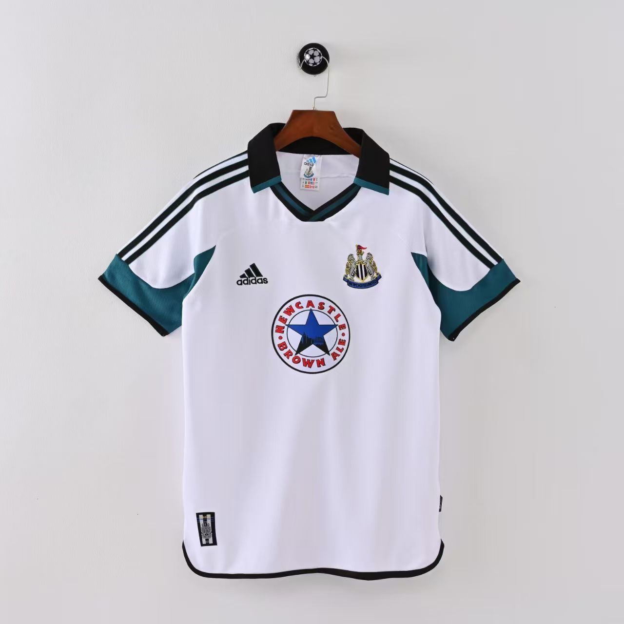 Newcastle United Away Retro Jersey 1999/00