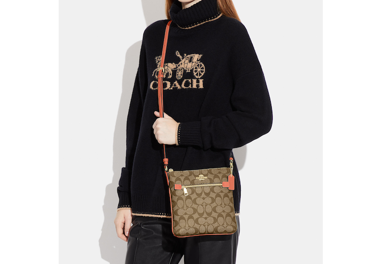 COAthtCH Classic handbags