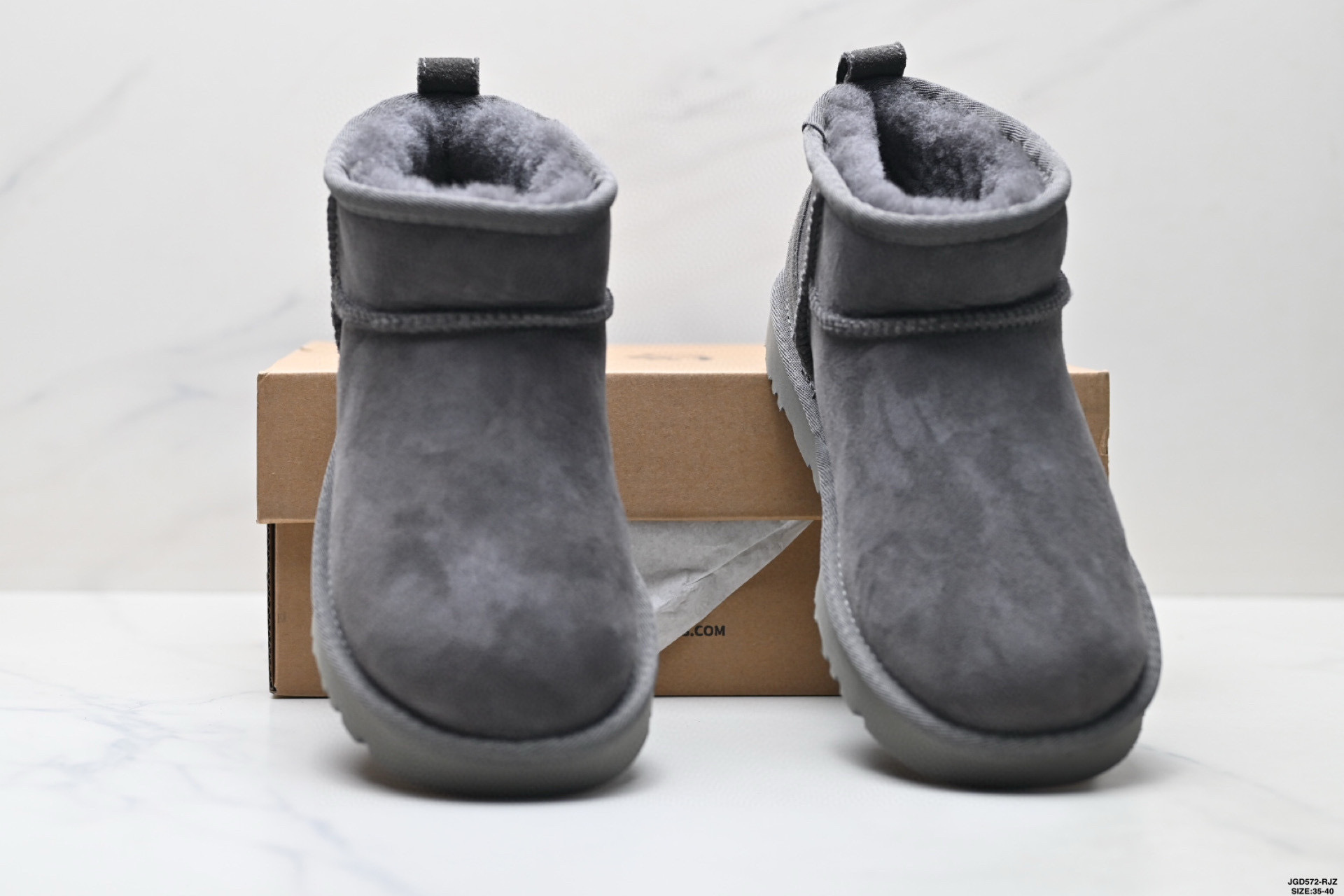 UGG Classic Ultra Mini Detail 39
