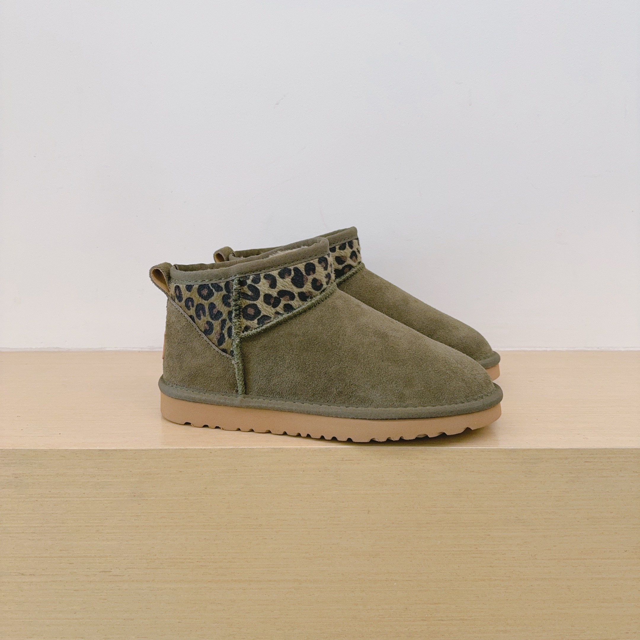 UGG Kids 6109 Leopard Color-Block