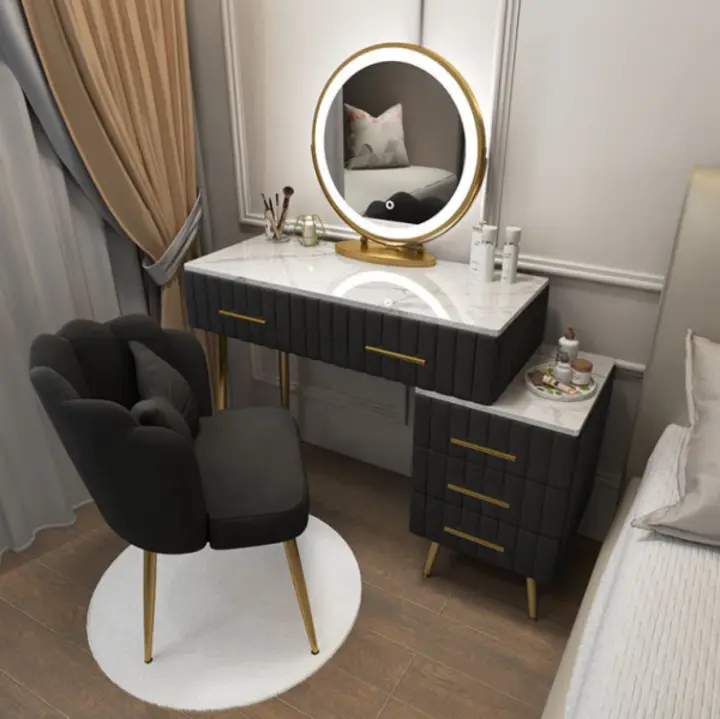 Set with Illuminated LED Touch Screen Dimmable Round Mirror