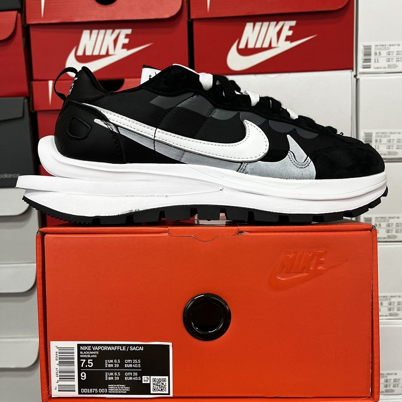 Nike x sacai Sneakers