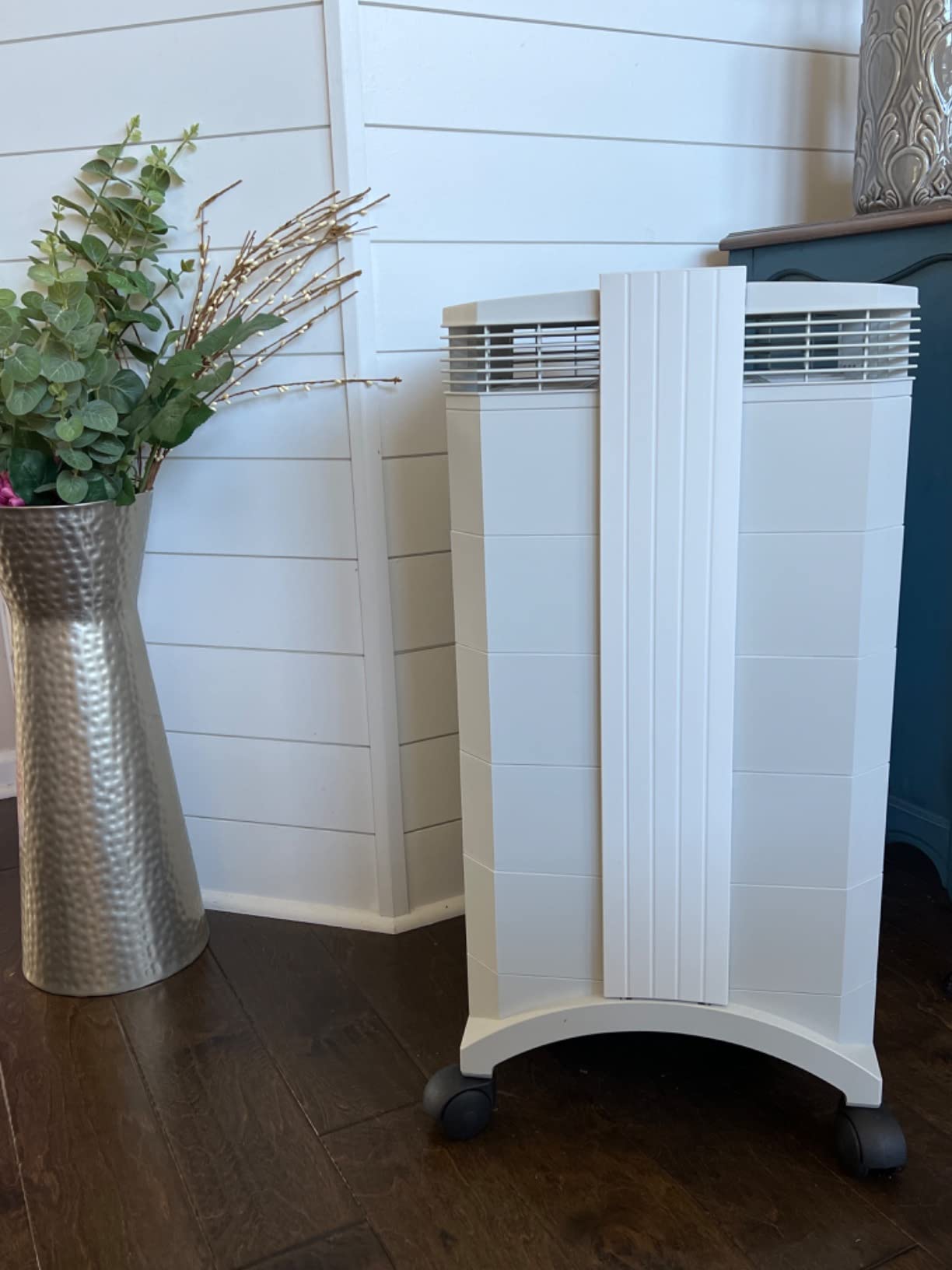 IQAir HealthPro Plus Air Purifier - Medical Grade HyperHEPA