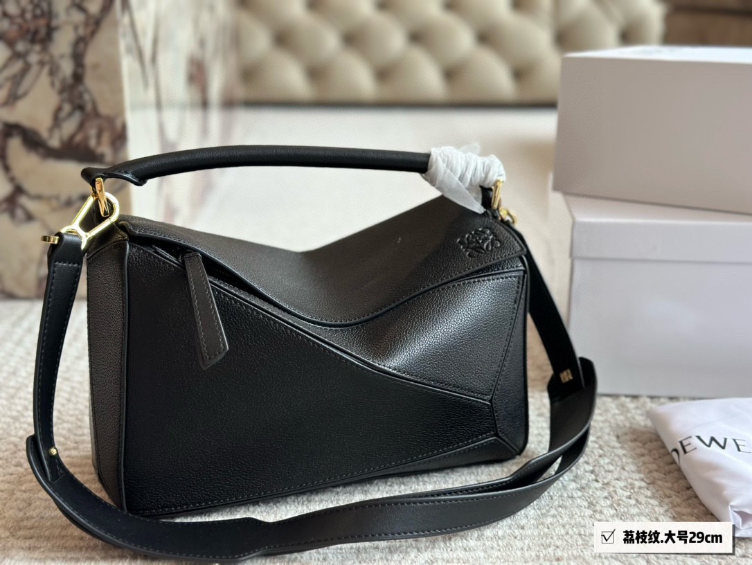 High Quality LOEWE Puzzle Edge Big textured-leather shoulder bag