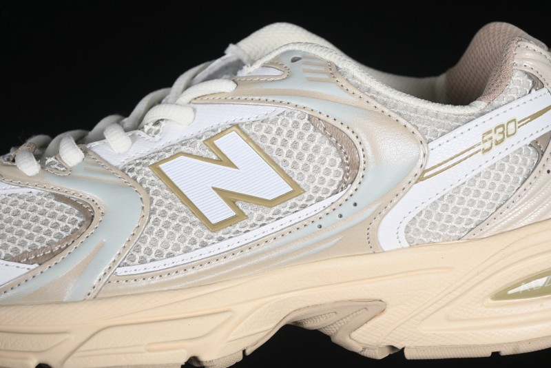 New Balance 530