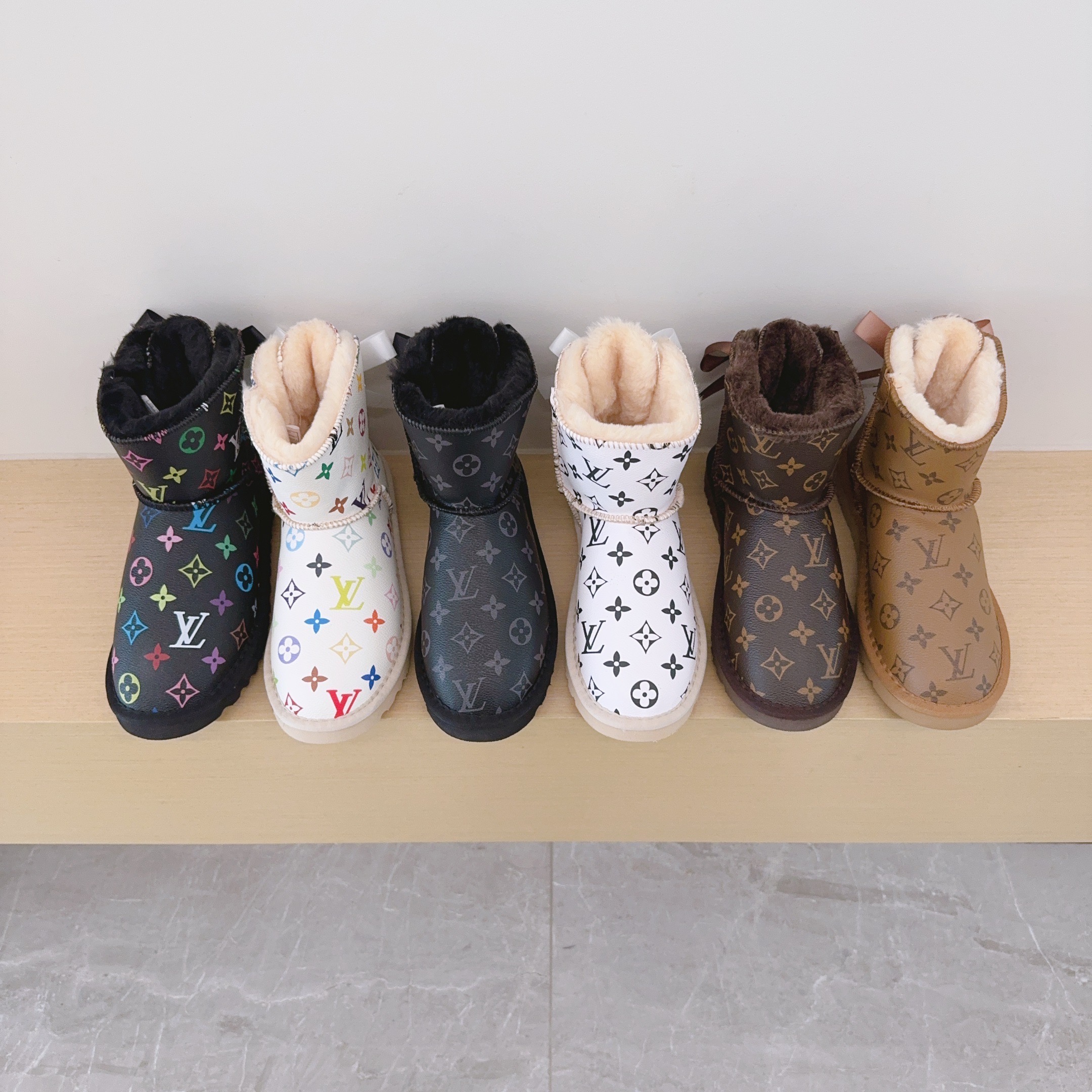 UGG Kids Collaboration Single Ribbon