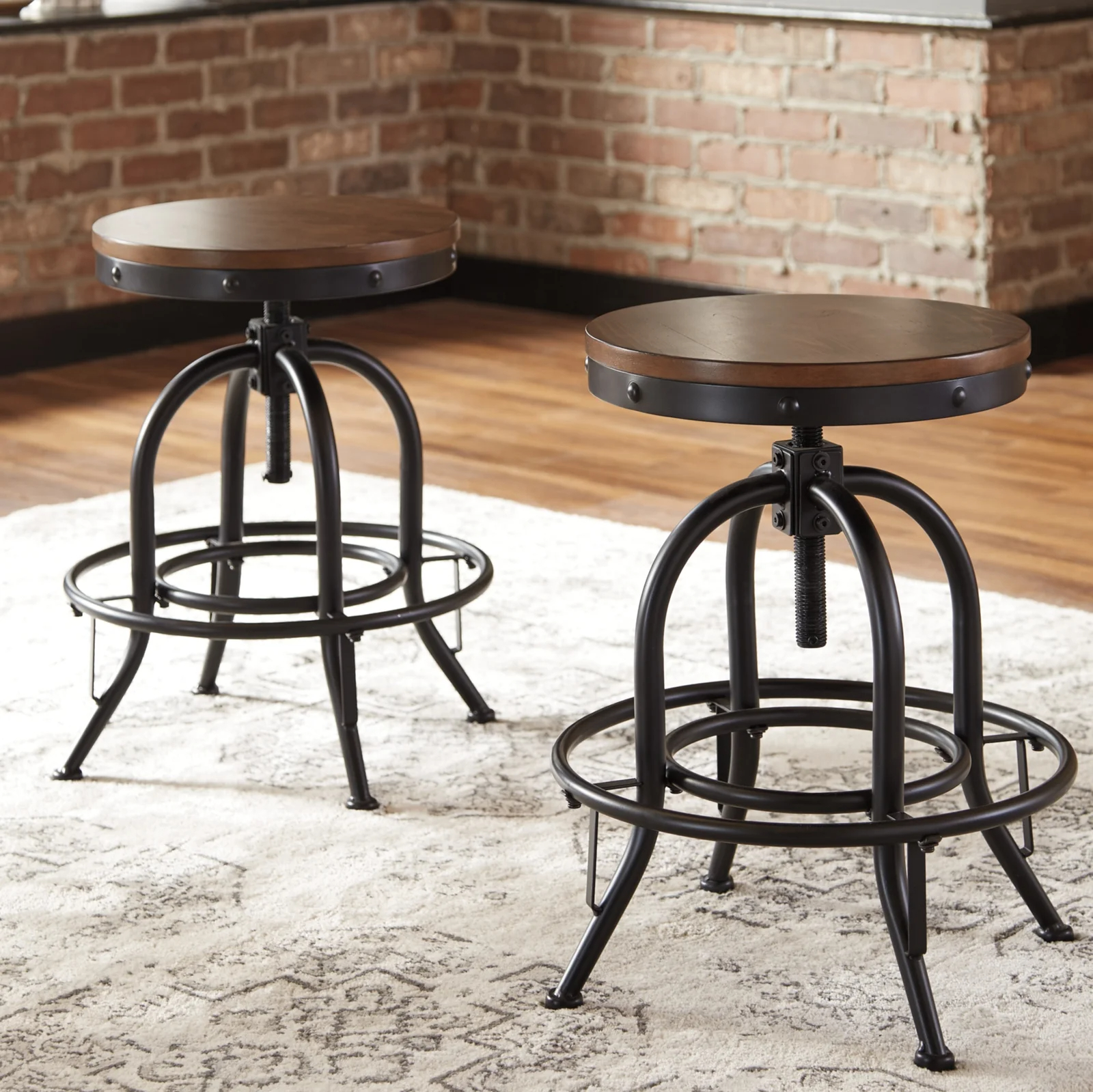 Roesler 4 - Person Counter Height Dining Set