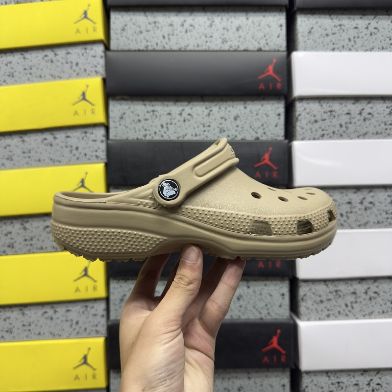 Crocs Star Clog - Khaki