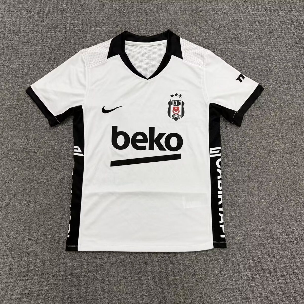 Beşiktaş Home Jersey Fan Version 26/27