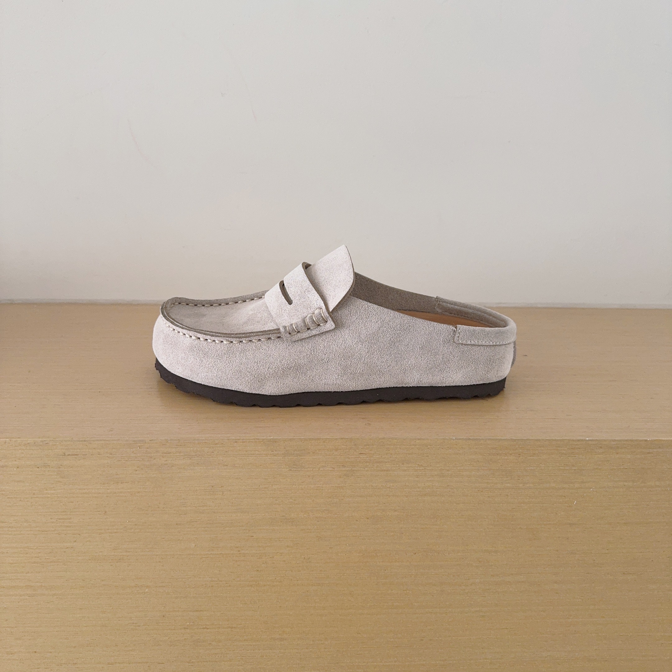 UGG Footwear Style 071