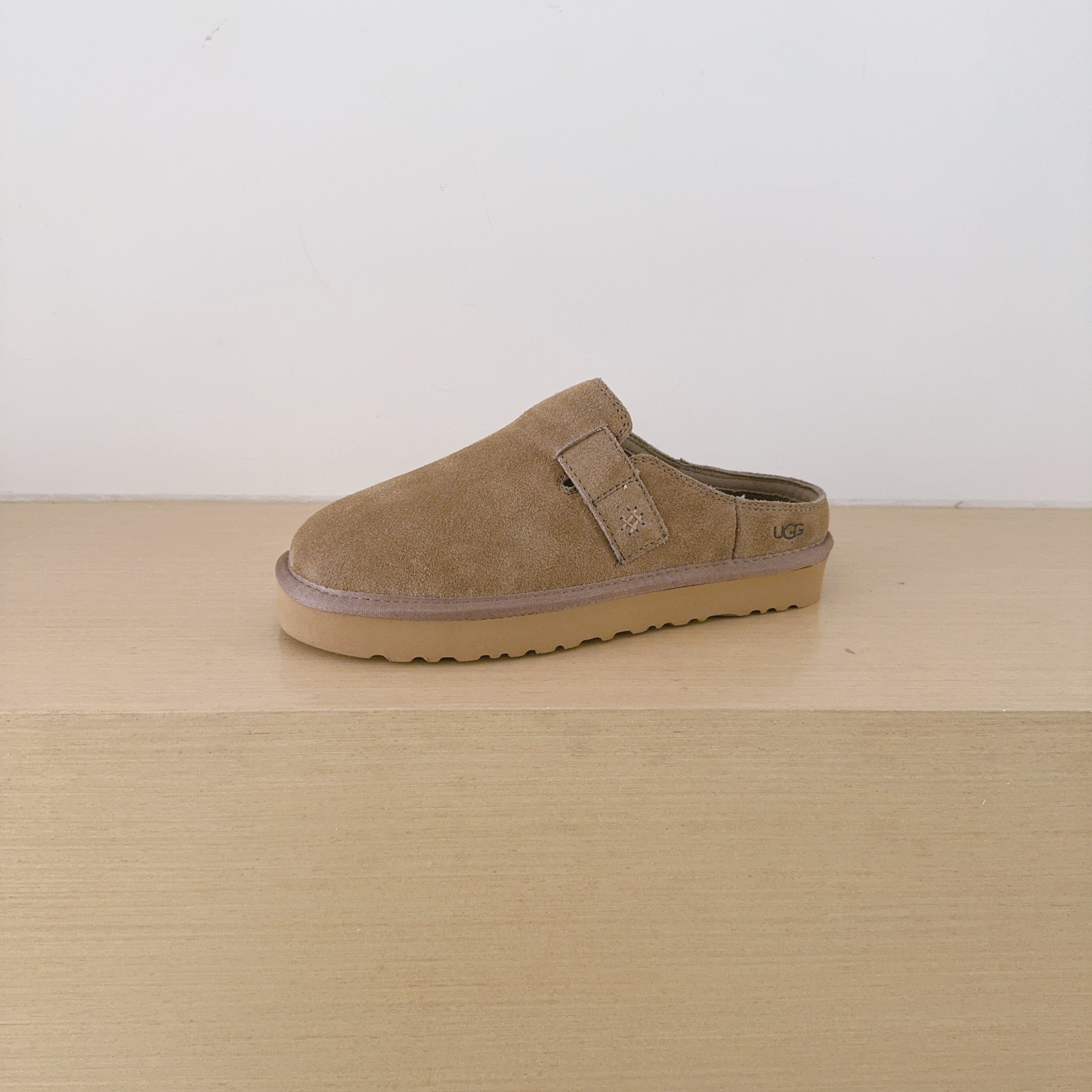 UGG Footwear Style 072