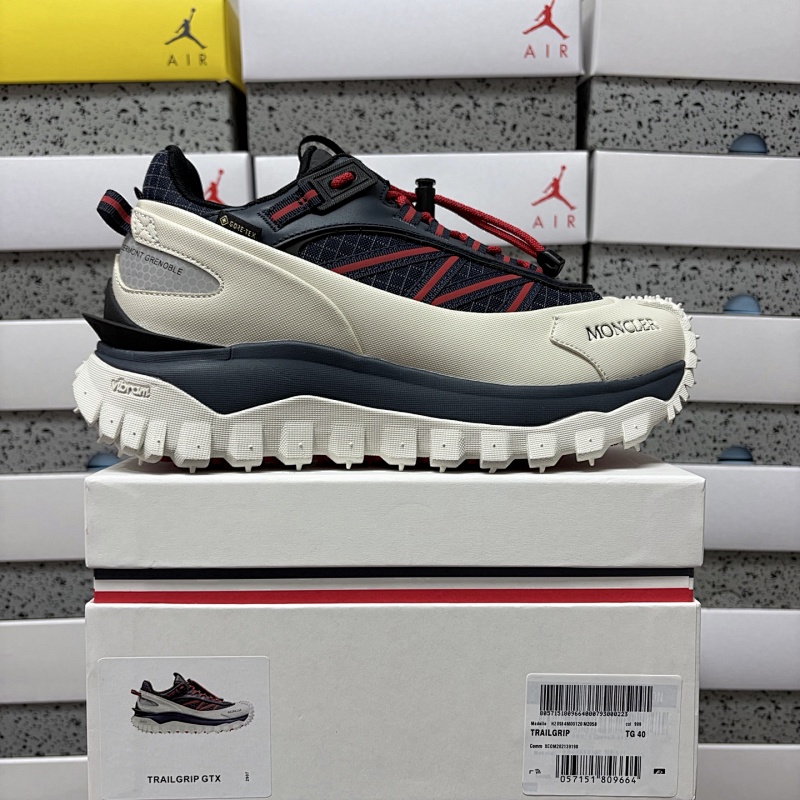 Moncler Trailgrip Gore-Tex 9