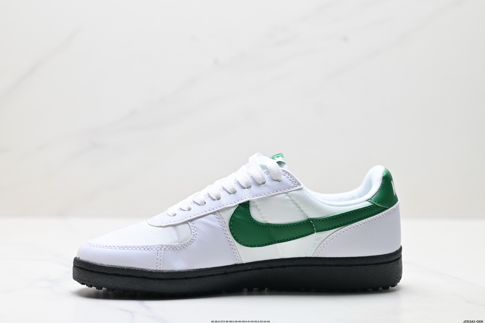 Nike Field General 82