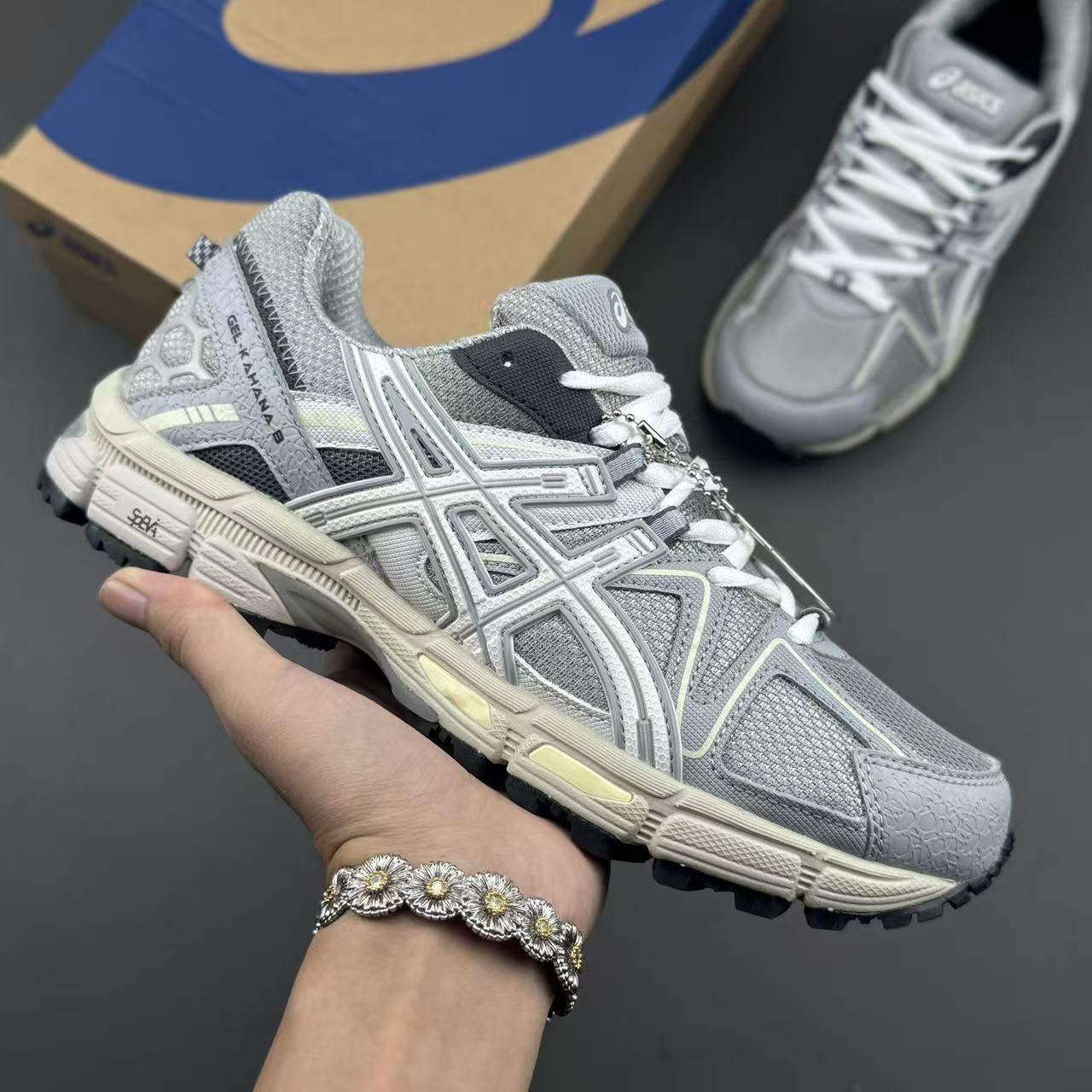 ASICS Gel-Kahana 8