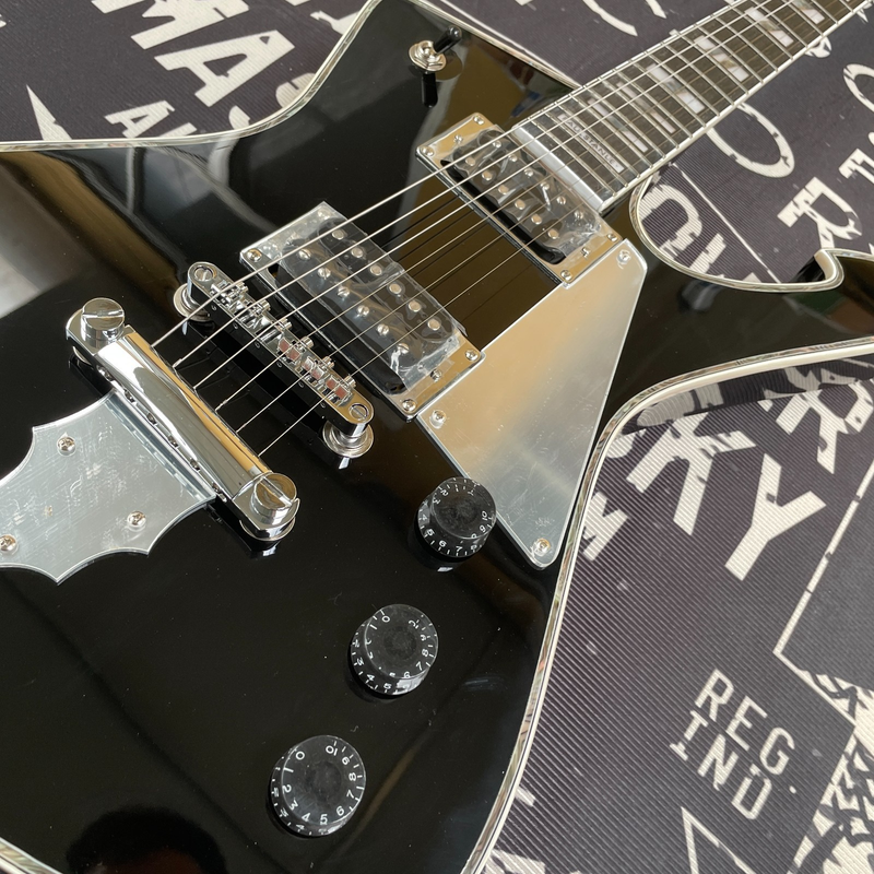 BLACK Iceman Electric Guitar 6String HH Chrome Bridge Free Shipping