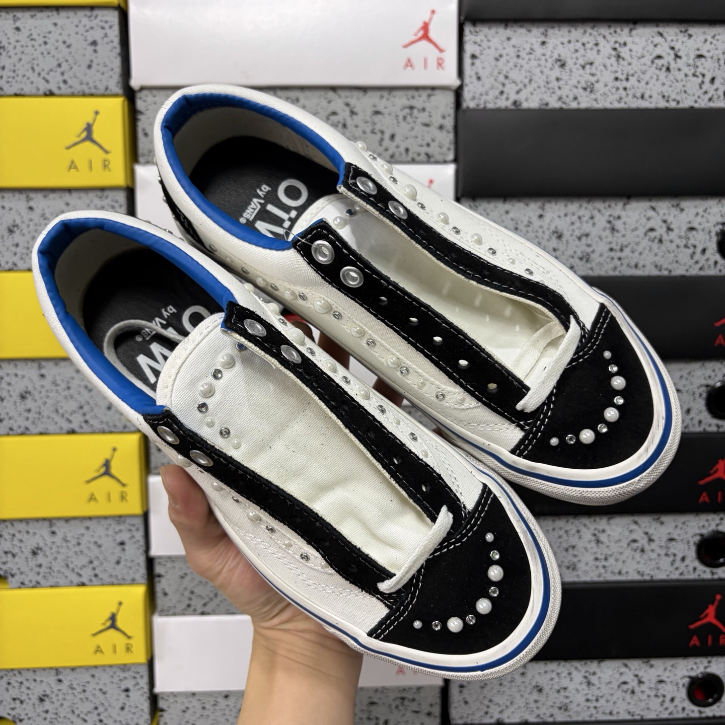 Vans Old Skool White Black Vintage Pearl