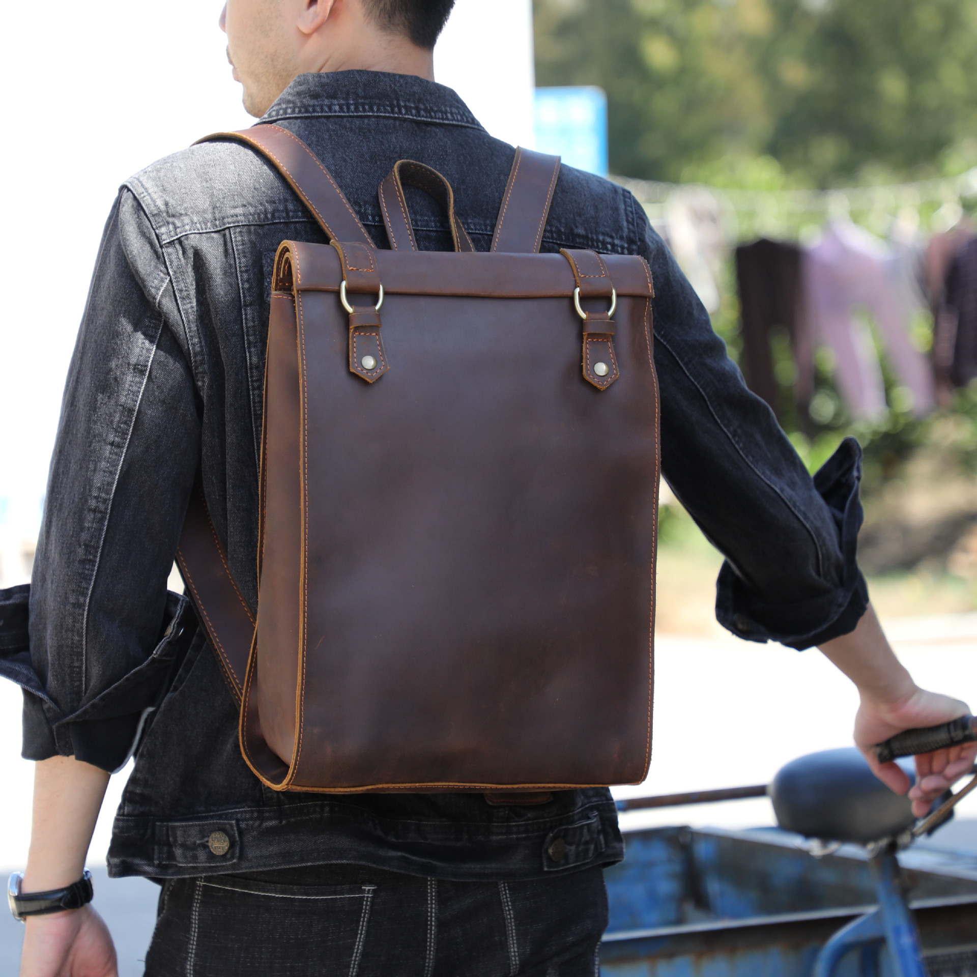Minimalist Full-Grain Leather Roll-Top Backpack - Timeless Simplicity