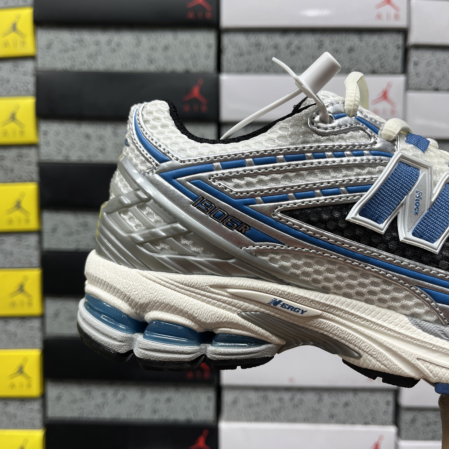 New Balance 1906 Sneakers detail 2