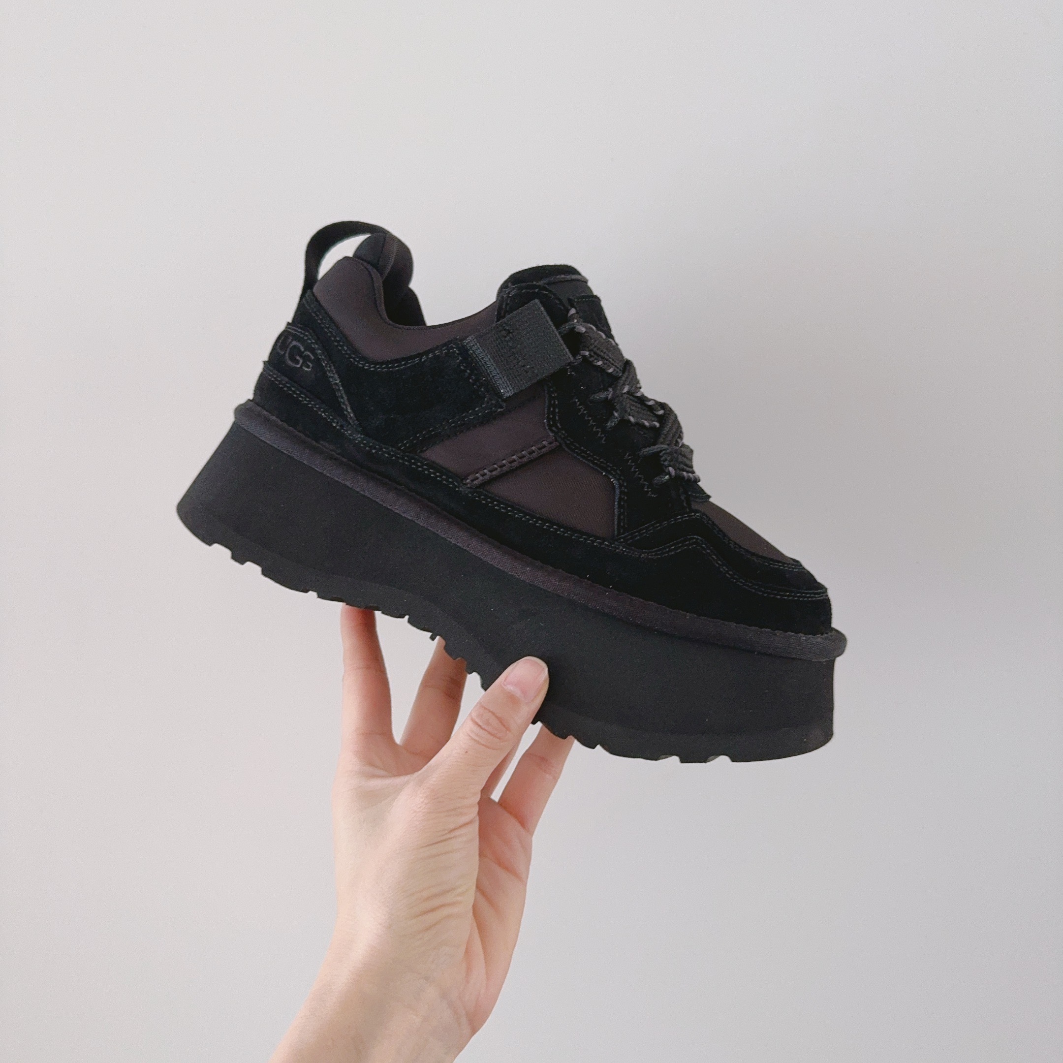 UGG Footwear Style 078