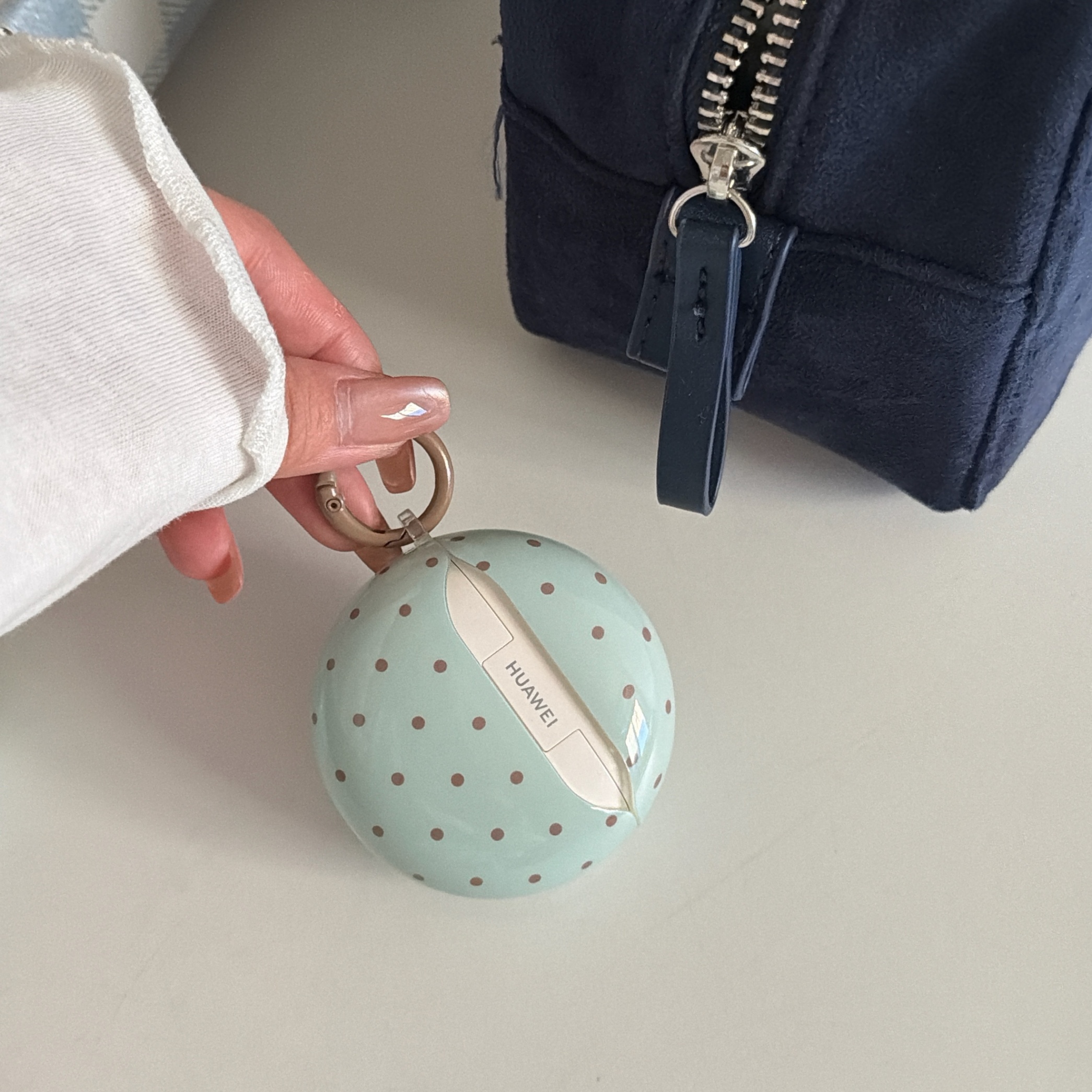 Earphone Case Protective Case - back view