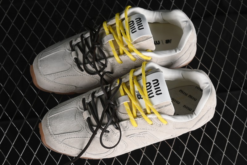 MiuMiu x New Balance 530
