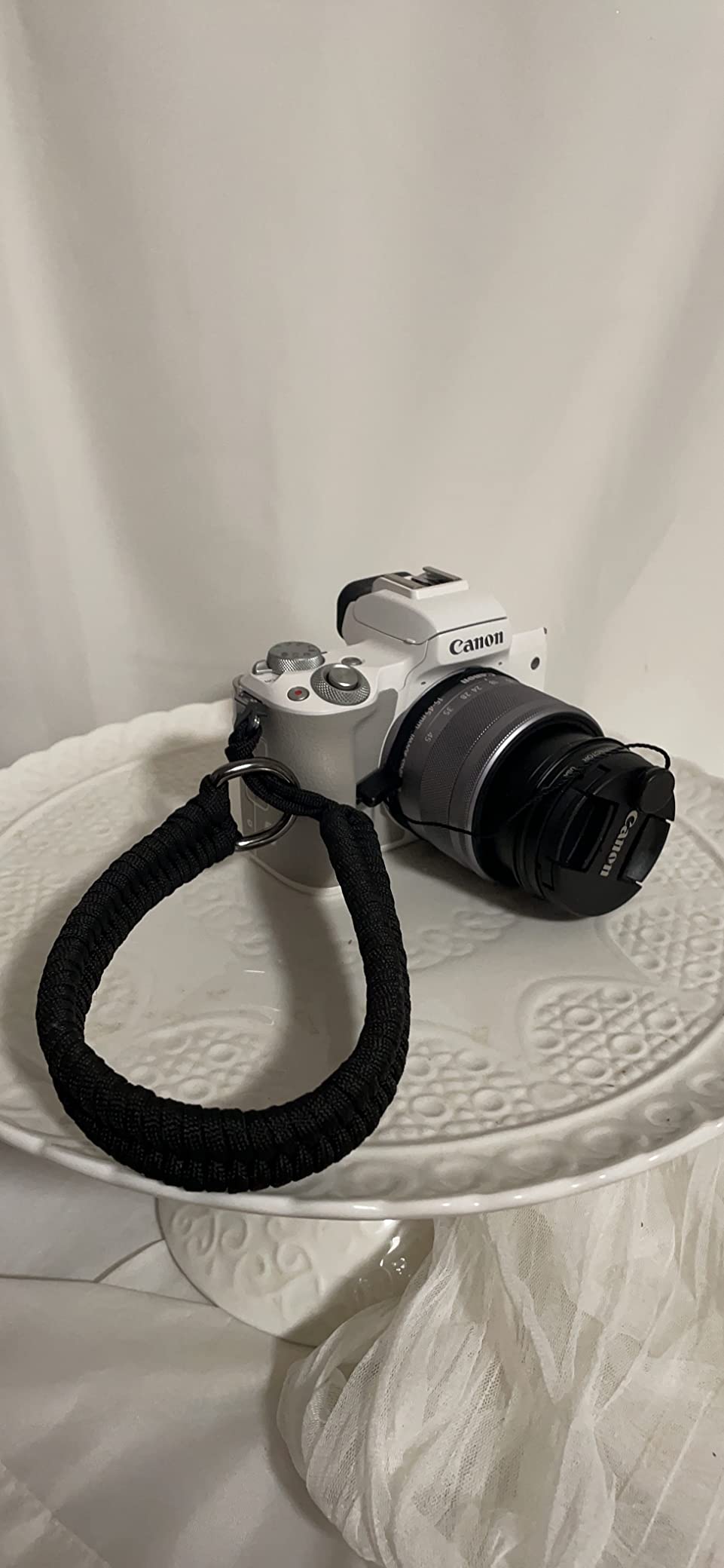 Canon EOS M50 Mark II + EF-M 15-45mm is STM Kit White