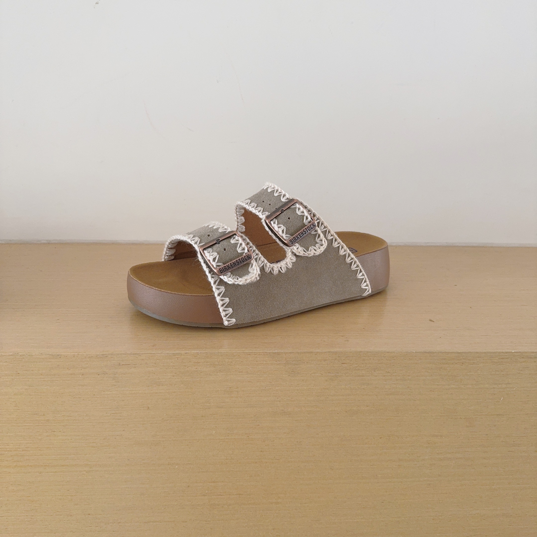 UGG Footwear Style 057