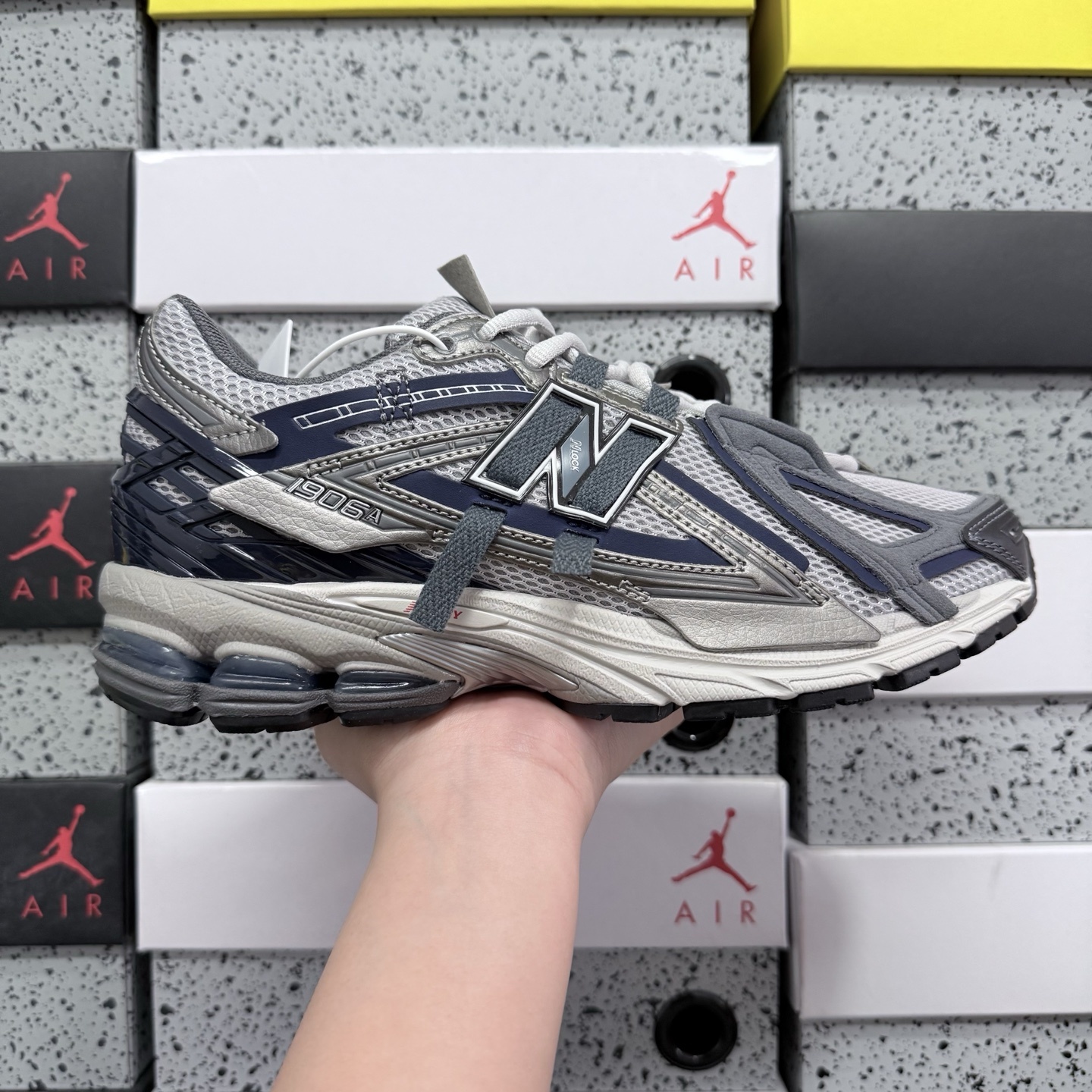 New Balance 1906 Sneakers detail 3