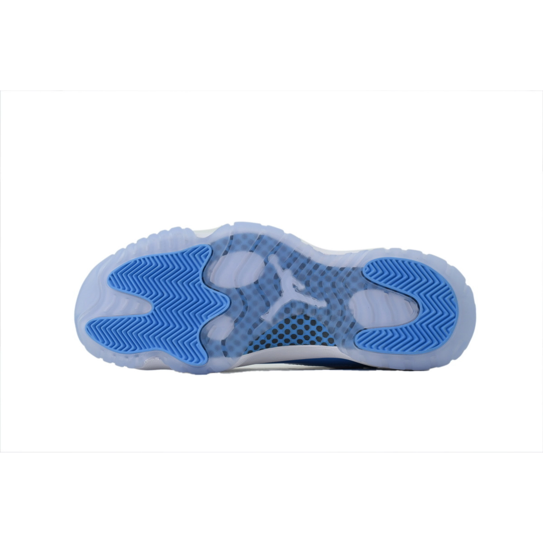 Air Jordan 11 Retro Low UNC (2026) FV5104-100