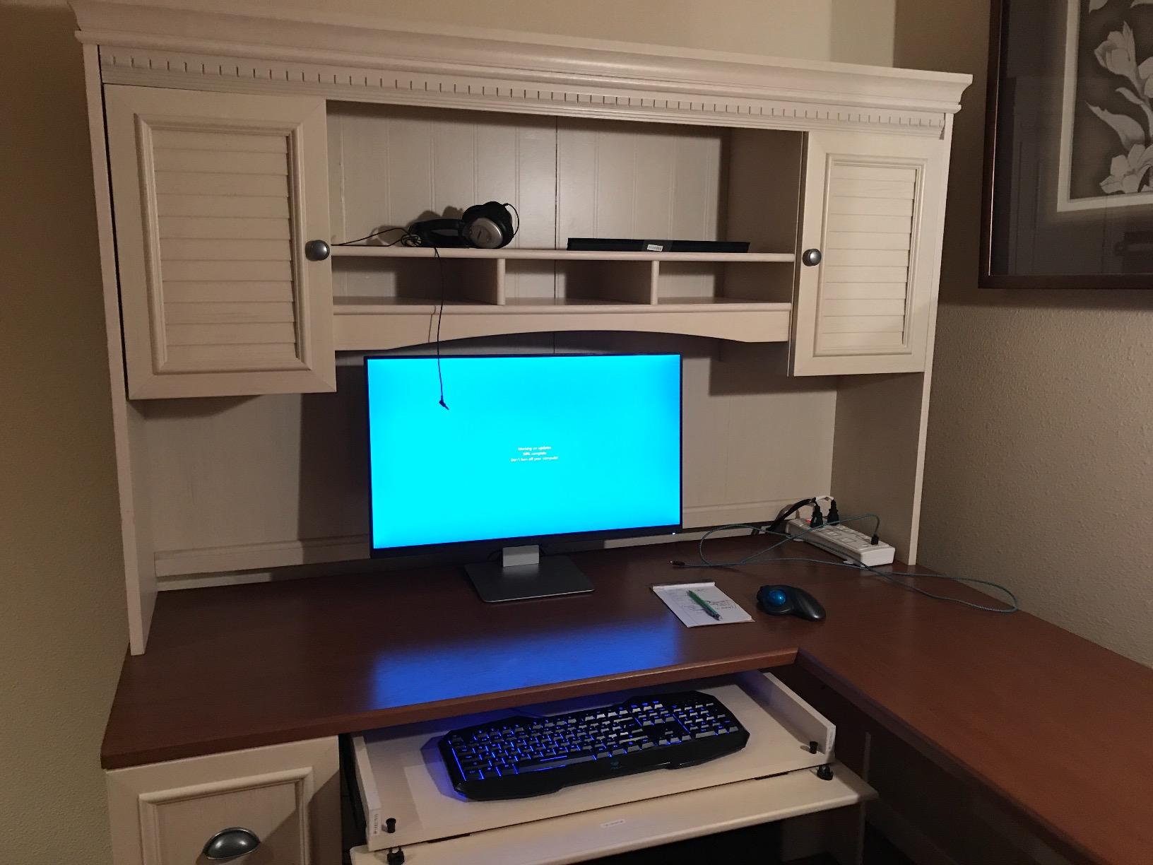 Fairview L Shaped Desk with Hutch