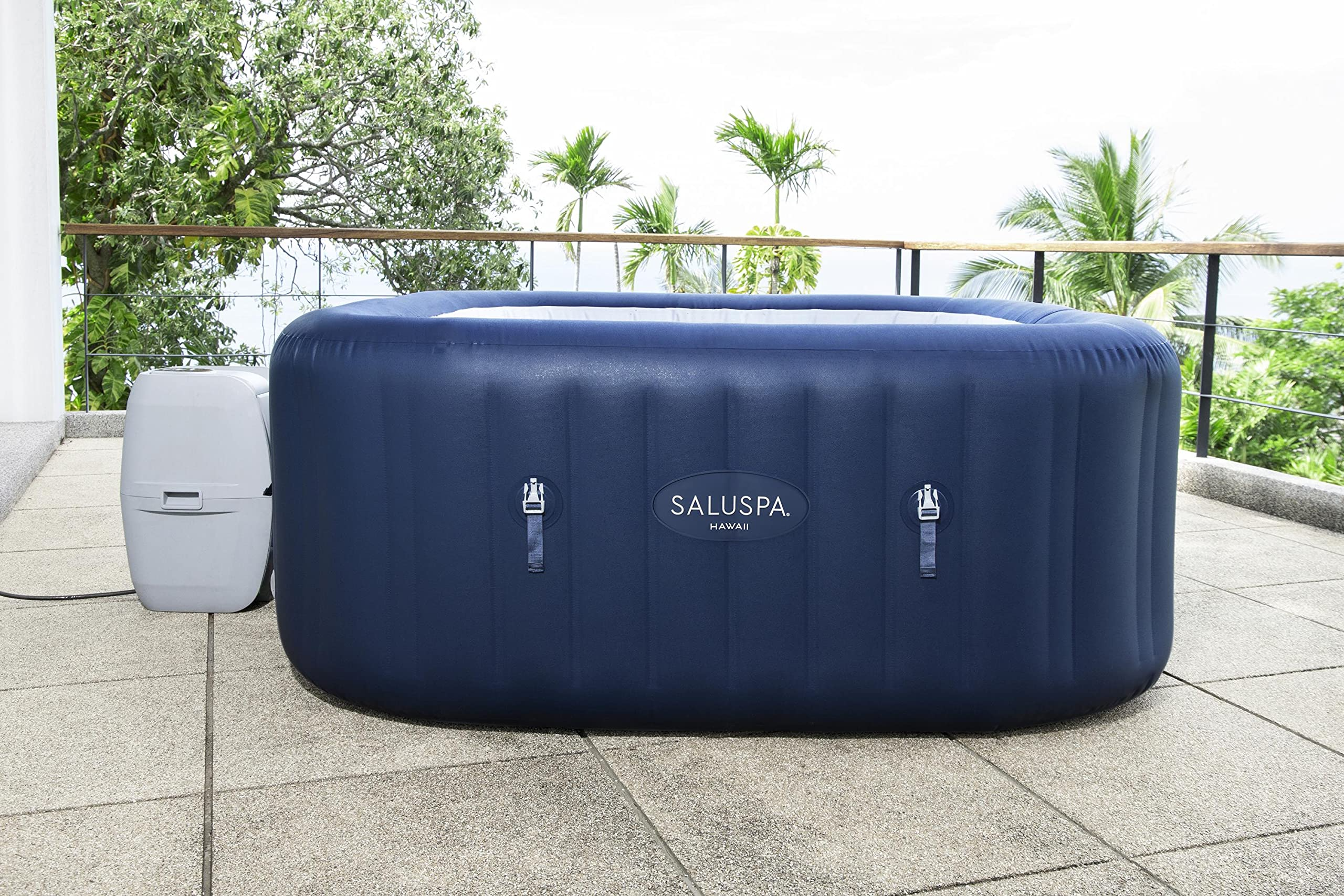 71-Inch x 26-Inch 6 Person Inflatable Hot Tub Spa
