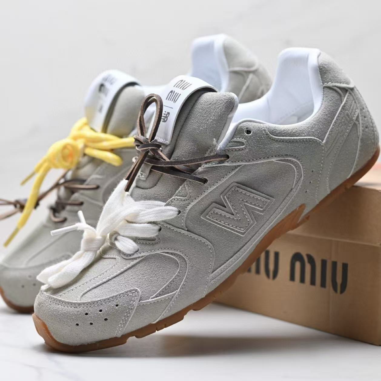 New Balance 530