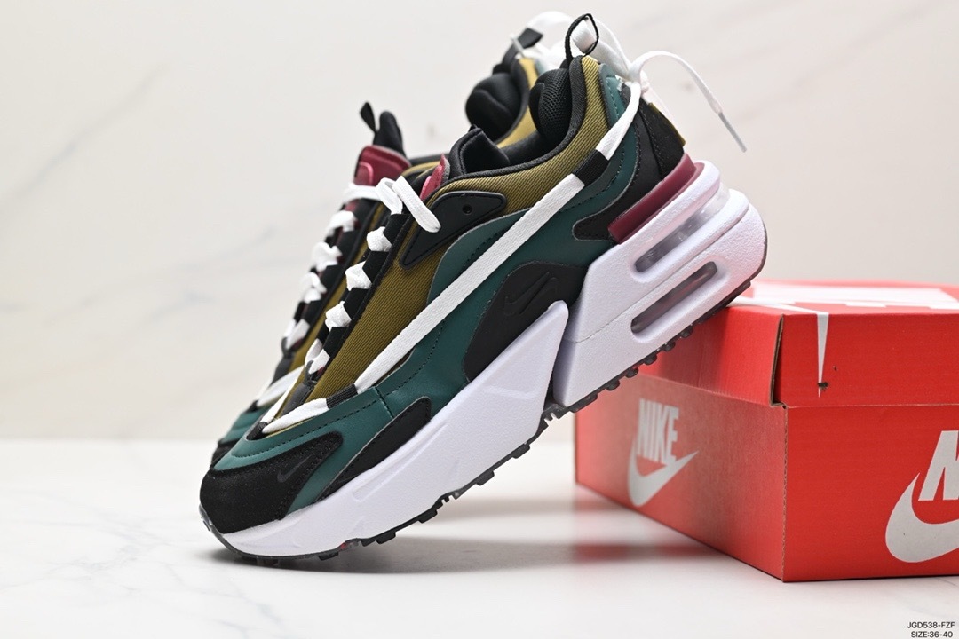 Nike Furyosa