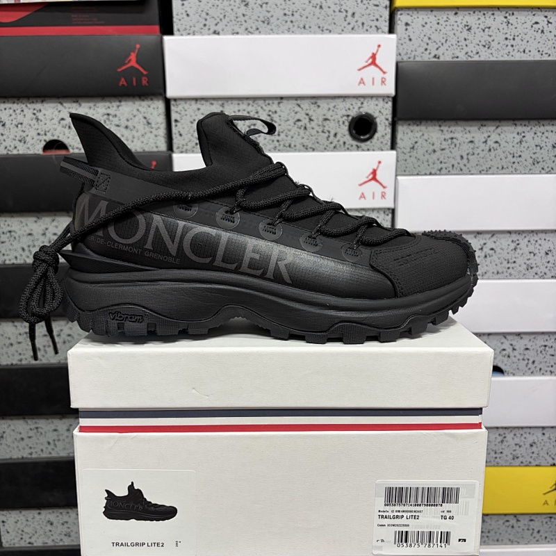 Moncler Trailgrip Gore-Tex 15