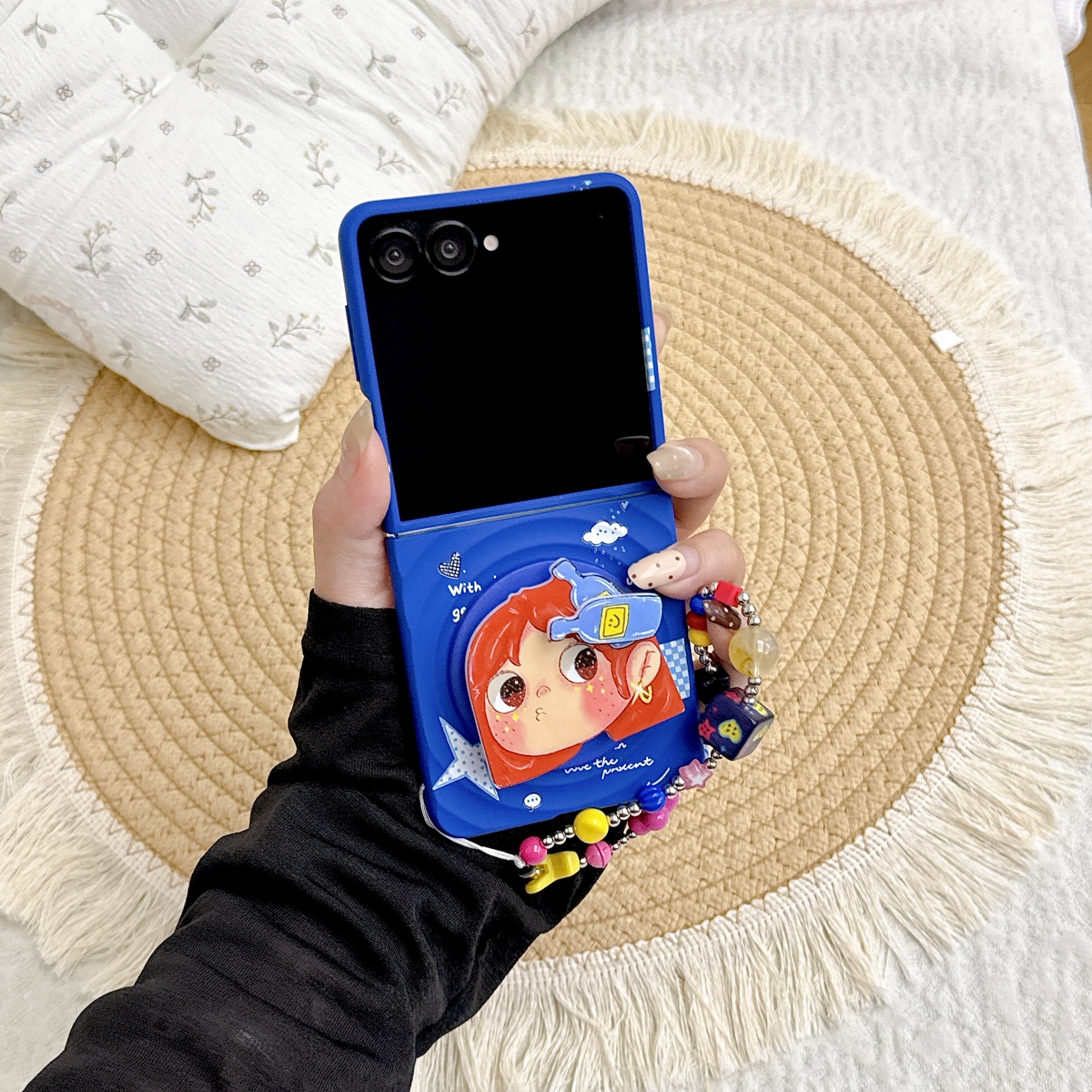Galaxy Z Flip 4 Protective Case Magnetic - back view