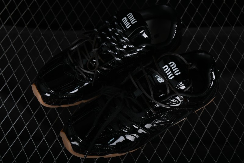 MiuMiu x New Balance 530
