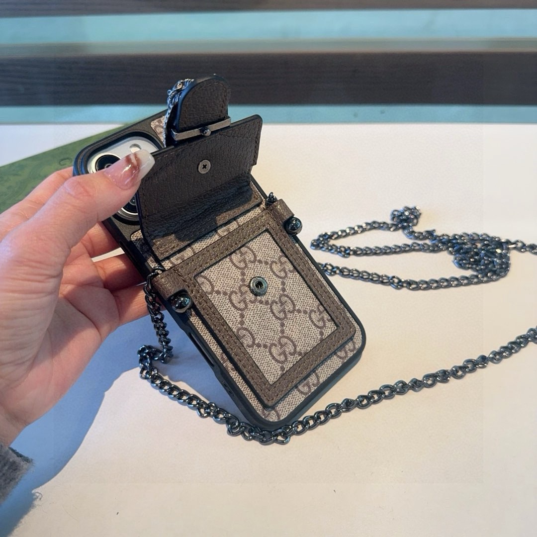 Gucci Dionysus Snake Head Leather Phone Case with Card Slot & Crossbody Strap