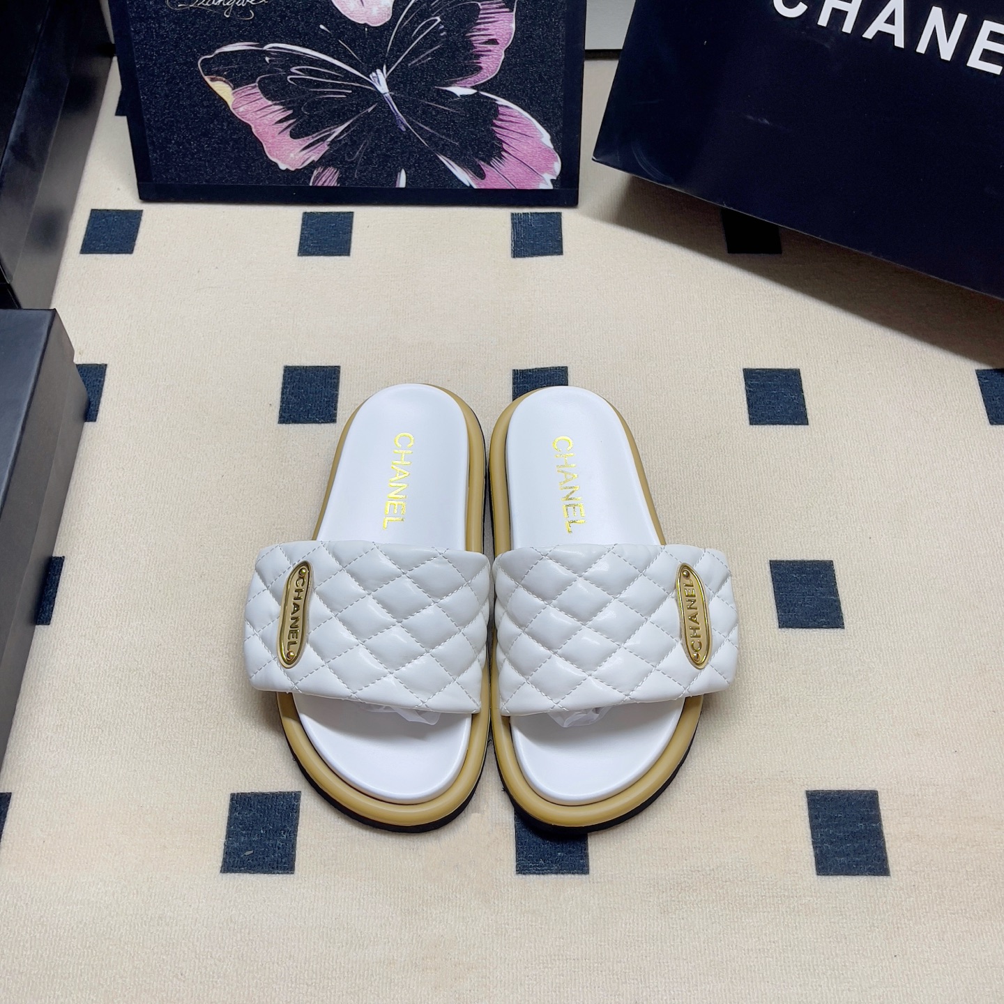 Chanel Quilted Flat Slide Sandals - Tan & White