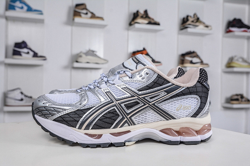 ASICS Running Shoes product