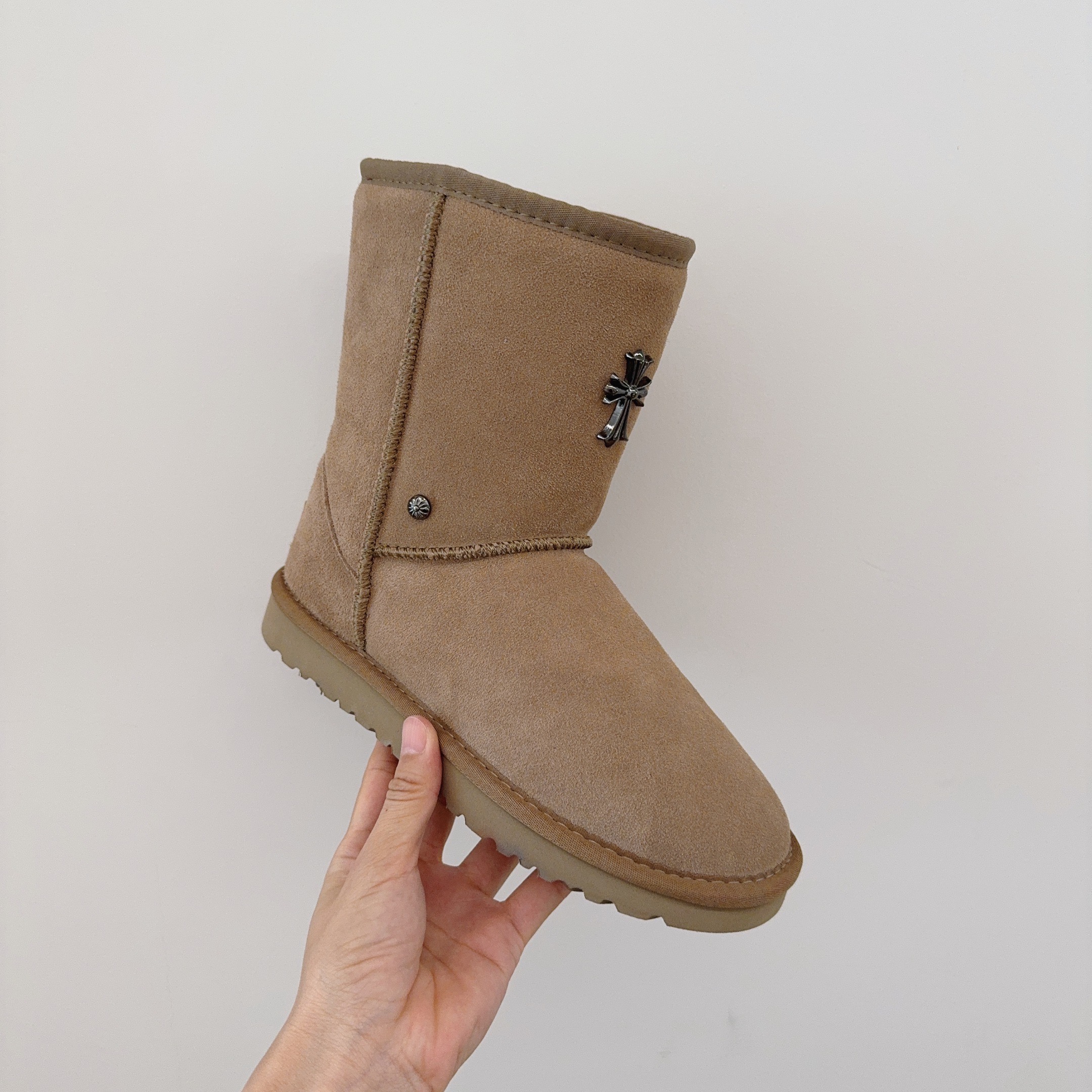 UGG Kids 5825 Mid-Calf Boots Cross Motif