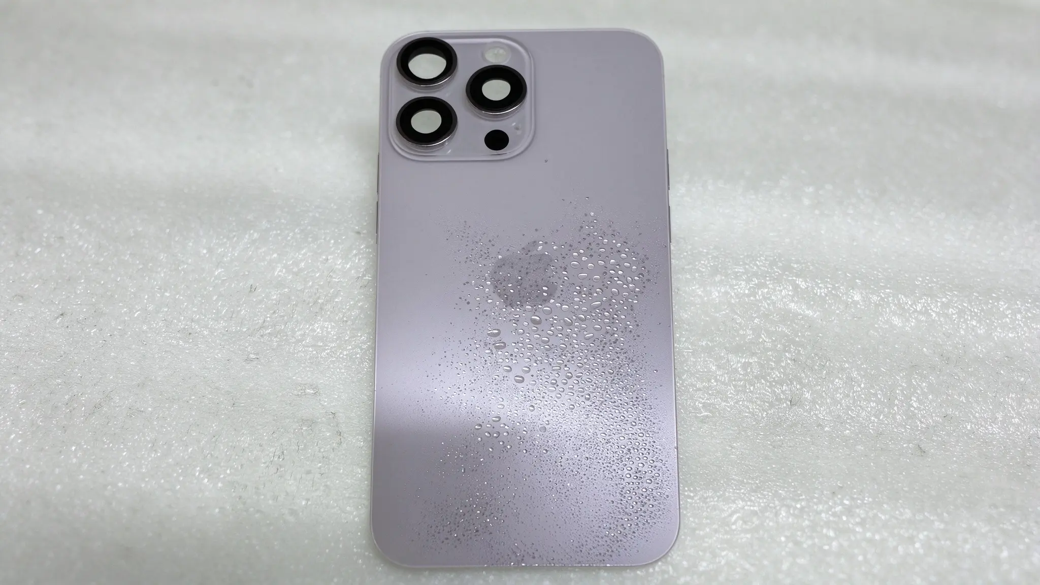 Spray water test for oleophobic coating on iPhone back glass wholesale