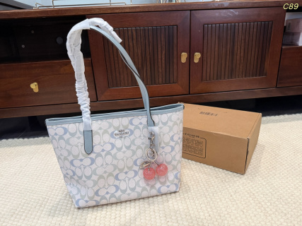 City Tote 26 In Signature Canvas