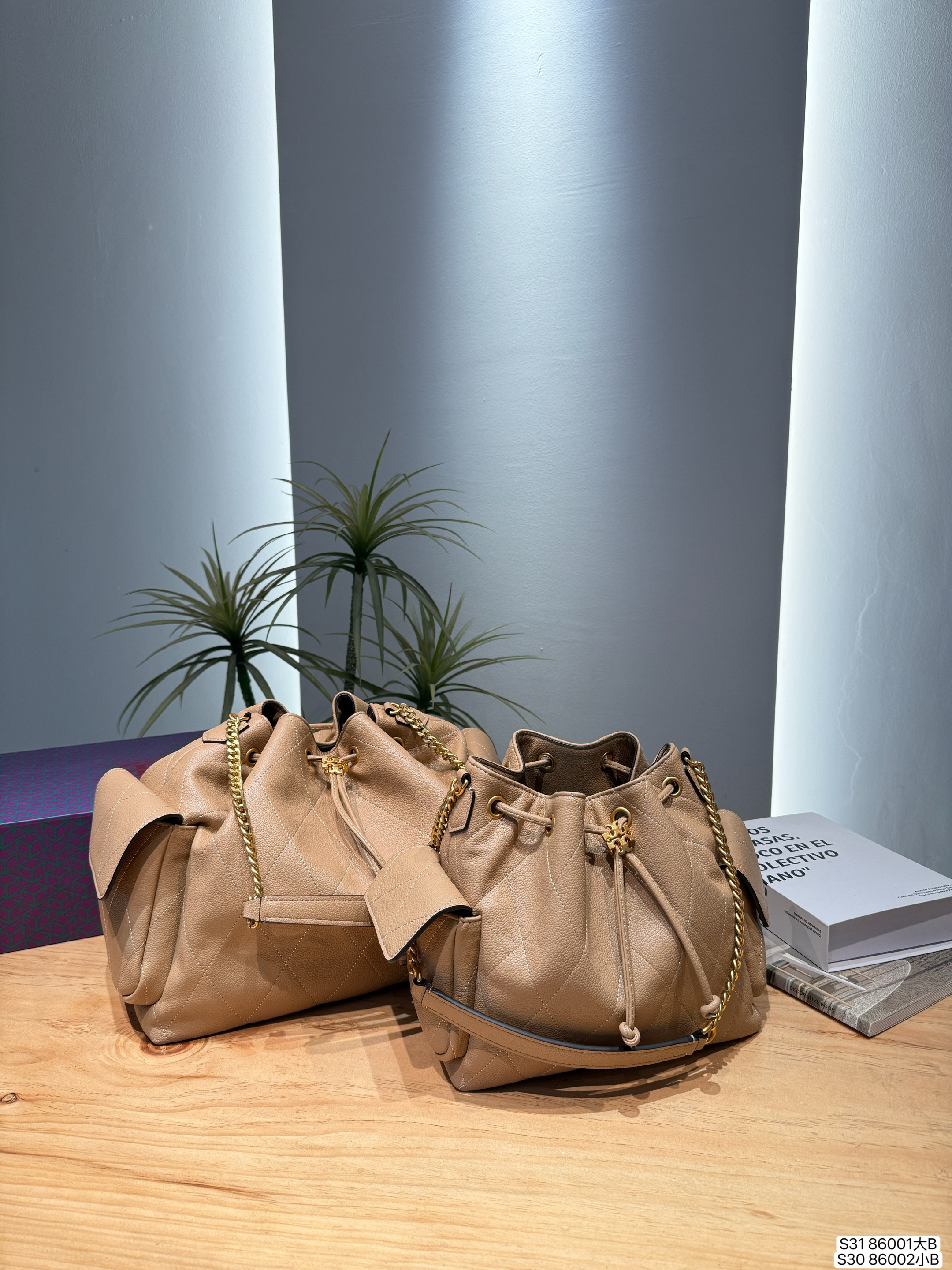 TORY BURCH TB Charlie Bucket Bag