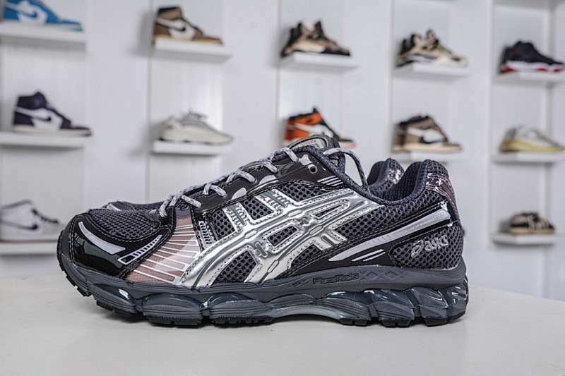 ASICS Running Shoes product