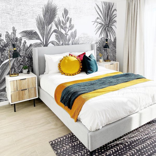 Quinn Closed 2-Drawer Nightstand (21