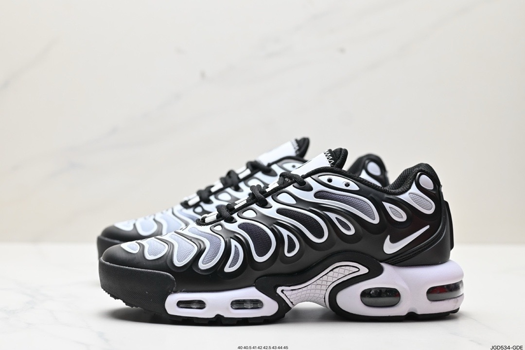 Air Max Plus Drift 67