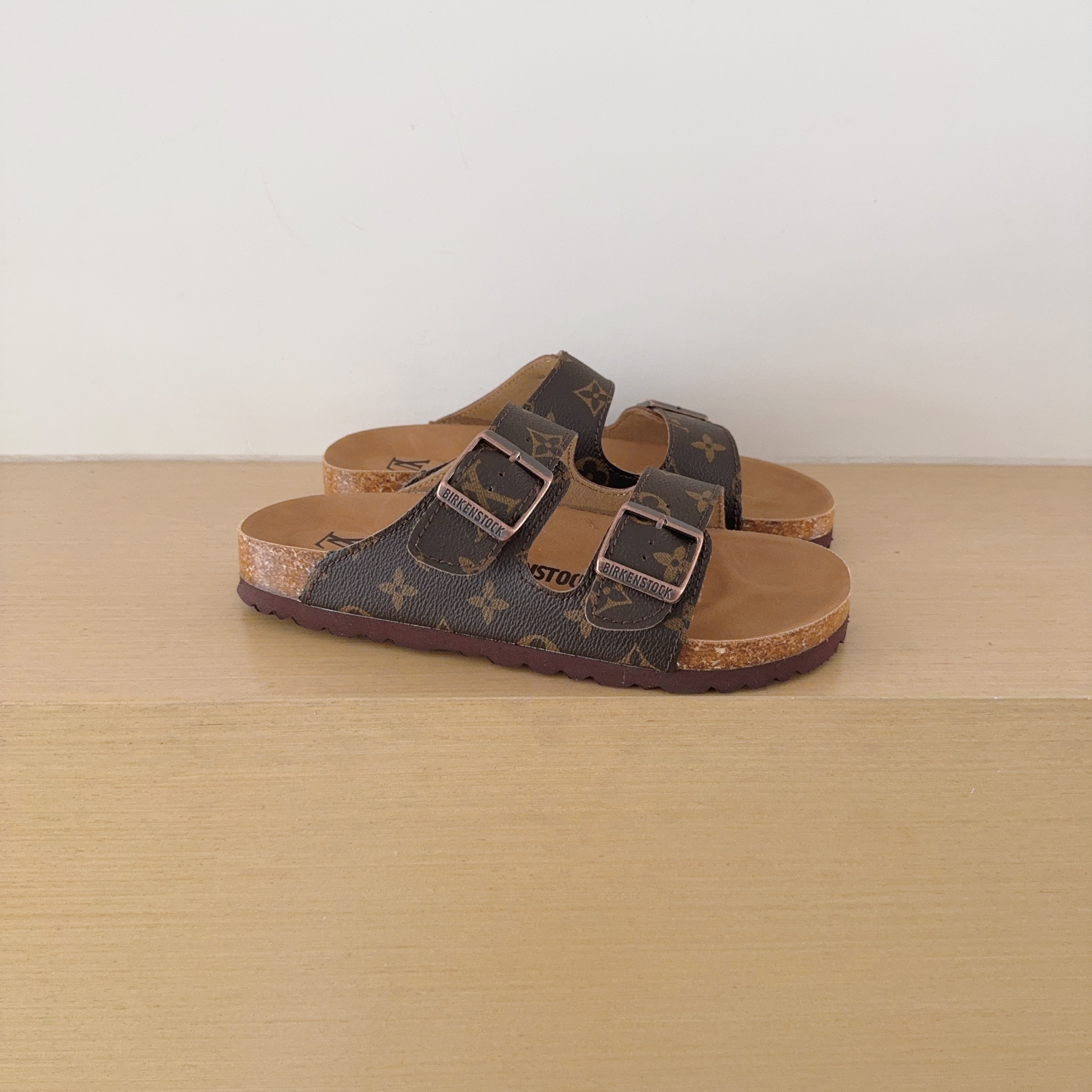UGG Kids Birken-Style Two-Strap Sandals Collaboration Series Adult And Kids