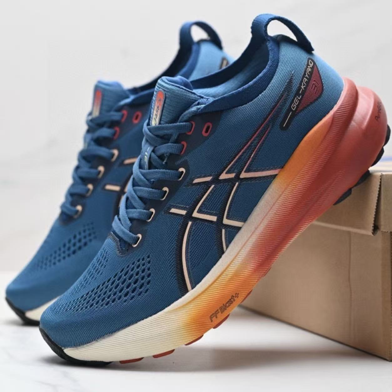 ASICS Gel-Kayano 31